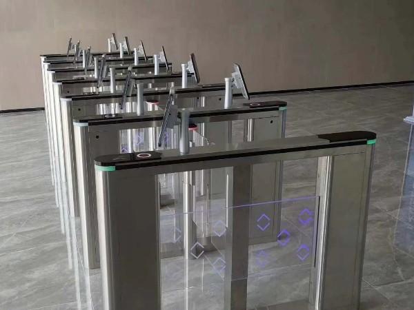 指紋識別門禁系統(tǒng)，提高使用體驗，擁有安全保障！